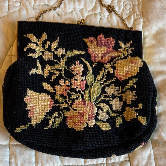 Jolles Original Handbags - Vintage 1940’s Jolles Floral Needlepoint Black Clutch / purse